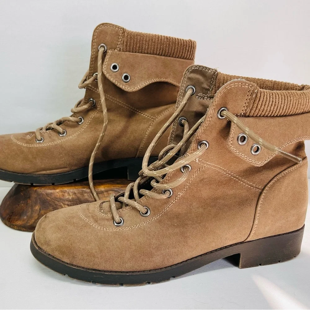 St. John's Bay‎ Tan Ankle Boots